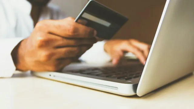 Shopware vs. Shopify vs. WooCommerce: Which Is Right for You?